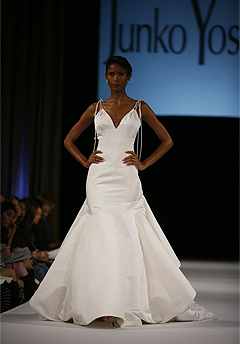 junko yoshioka wedding dress