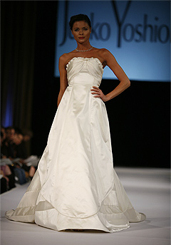 junko yoshioka wedding dress