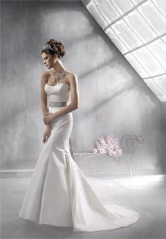 lazaro wedding dress