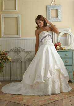 jacquelin exclusive wedding dress