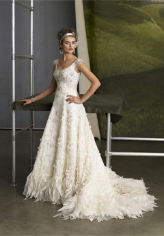 st. pucchi wedding dress