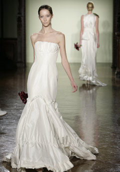 vera wang wedding dress