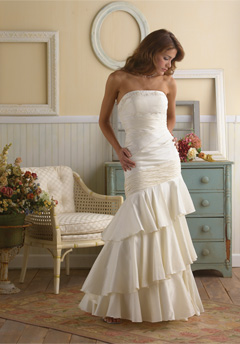 jacquelin exclusive wedding dress